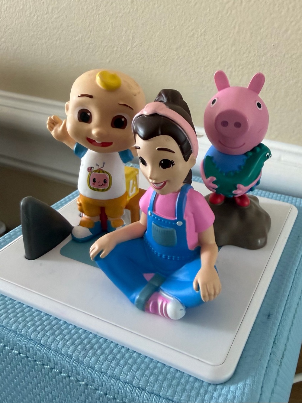 Toniebox Blue Tonies Figures Bundle Tested & Working Peppa Coco Melon Ms Rachel - Picture 8 of 9